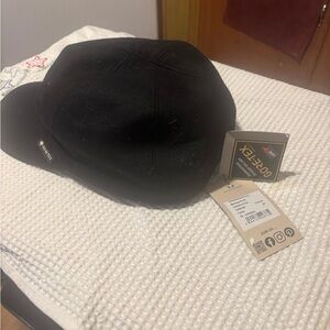 New with tags Gottman wool & gortex cap with ear flaps